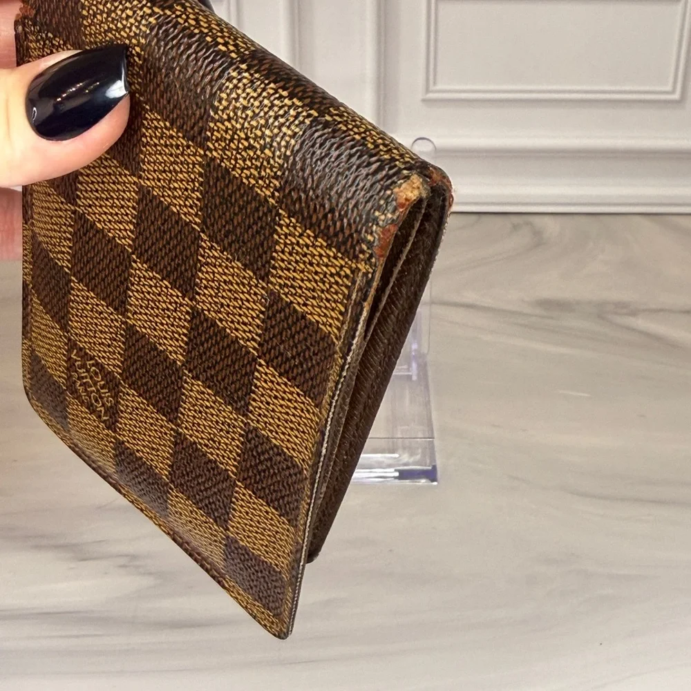 Louis Vuitton Damier Ebene Men’s Bifold Wallet | Classic Brown Damier